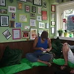 Flying Pig Uptown Hostel *