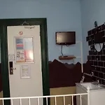 Flying Pig Uptown Hostel