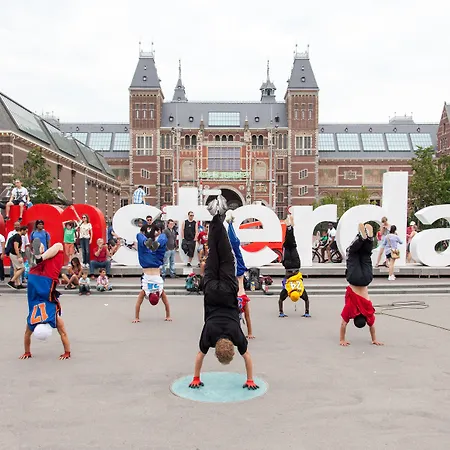 Hostel Flying Pig Uptown *