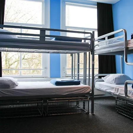 Flying Pig Uptown Hostel *