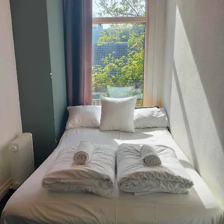 Flying Pig Uptown אמסטרדם