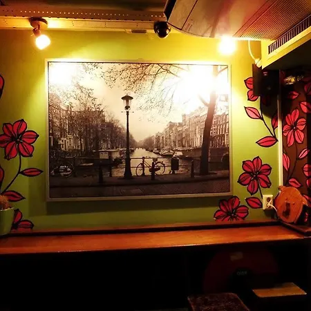 Flying Pig Uptown * Amsterdam