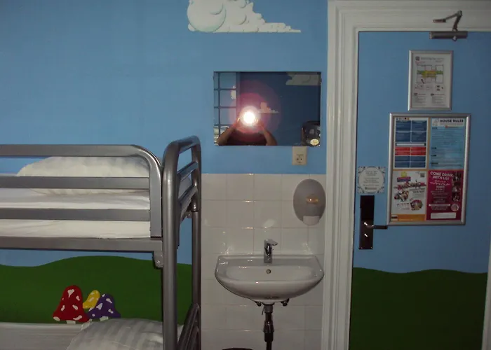 Flying Pig Uptown بيت شباب *