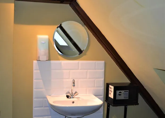 Flying Pig Uptown بيت شباب *