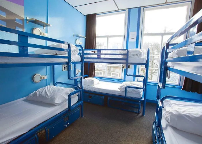 Flying Pig Uptown بيت شباب