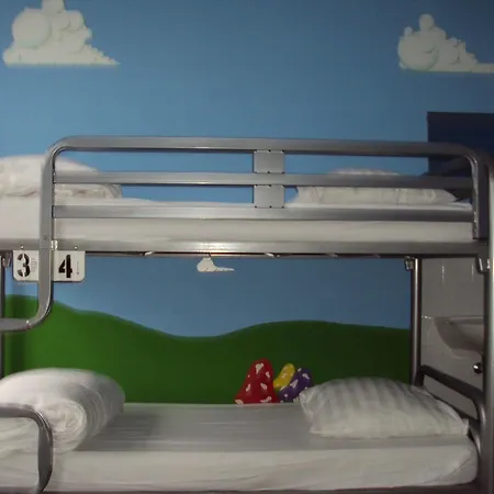 Hostel Flying Pig Uptown *