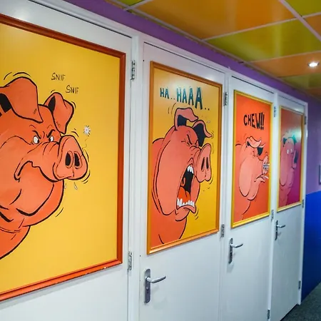 Flying Pig Uptown Amsterdam